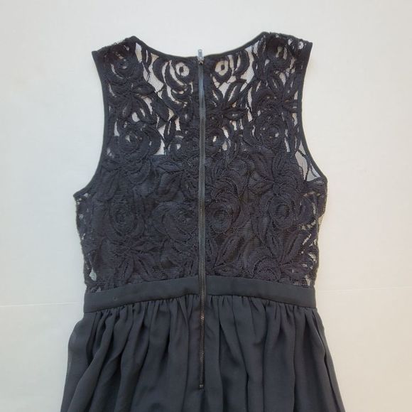 BCBGeneration Black Lace Dress Size 6 NWT - Picture 11 of 14
